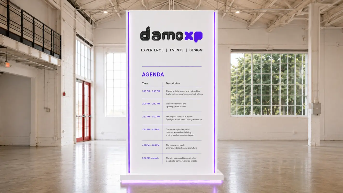 DamoXP agenda signage displaying the event schedule